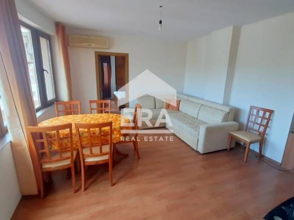 Тристаен апартамент в Поморие - 112 кв.м за 1105 €/кв.м - Снимка #1