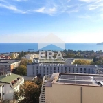 Четиристаен апартамент в Варна, Бриз - 198 кв.м за 1112 €/кв.м - Снимка #1