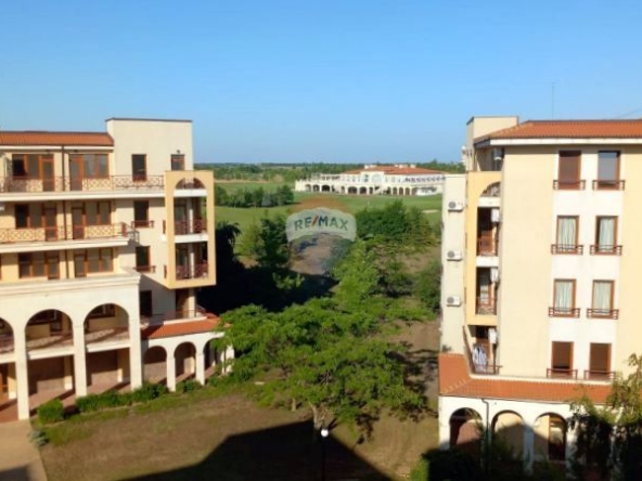 Двустаен апартамент в Балчик - 77 кв.м за 572 €/кв.м - Снимка #1