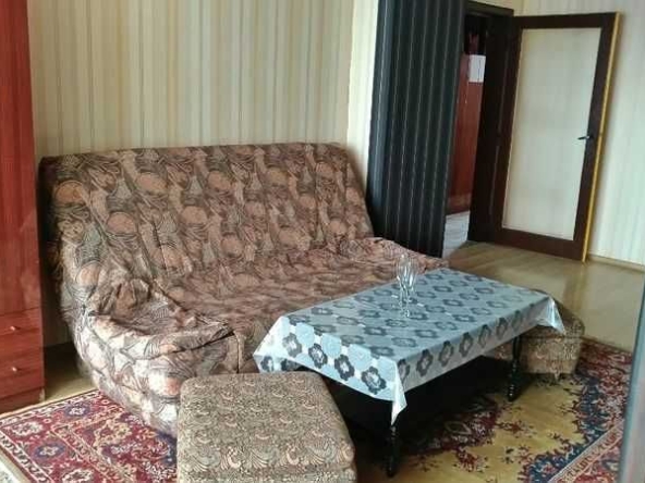 Дава се под наем Двустаен апартамент в Бургас, Славейков - 65 кв.м за 135 € - Снимка #1