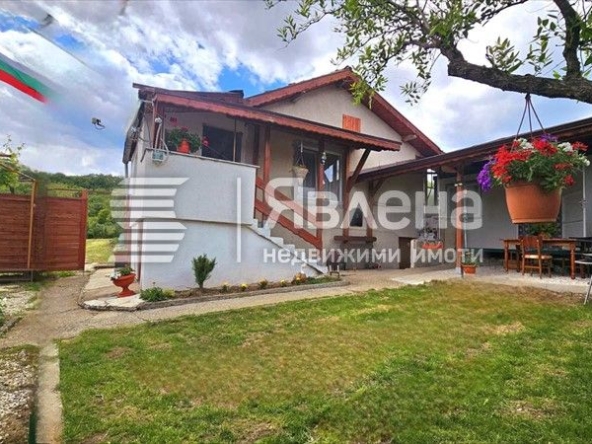 Къща в с. Кичево, Област Варна - 50 кв.м за 1560 €/кв.м - Снимка #1