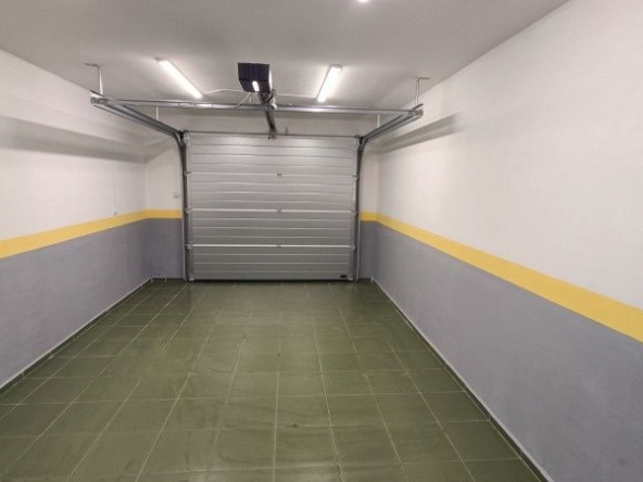 Дава се под наем Гараж / Паркомясто в София, Овча купел 1 - 23 кв.м за 173.4 € - Снимка #1