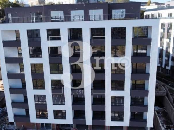 Тристаен апартамент в София, Дружба 2 - 125 кв.м за 1880 €/кв.м - Снимка #1