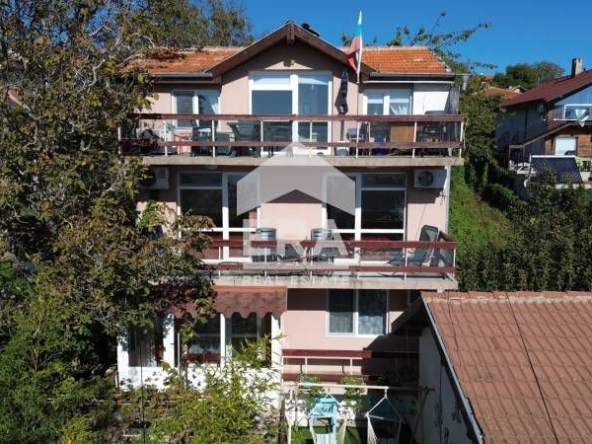 Къща в Балчик - 91 кв.м за 1737 €/кв.м - Снимка #1