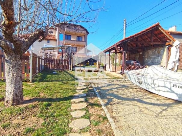 Къща в с. Покровник, Област Благоевград - 250 кв.м за 1580 €/кв.м - Снимка #1