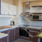 Дава се под наем Тристаен апартамент в Варна, Лятно кино Тракия - 117 кв.м за 900 € - Снимка #1