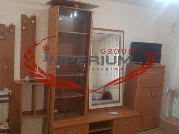 Дава се под наем Едностаен апартамент в Варна, Цветен квартал - 25 кв.м за 204 € - Снимка #1