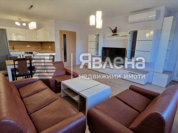 Дава се под наем Тристаен апартамент в София, Сердика - 88 кв.м за 800 € - Снимка #1