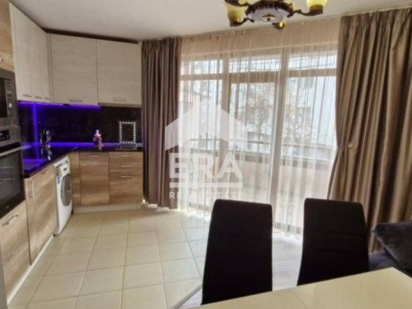 Дава се под наем Двустаен апартамент в Варна, Колхозен пазар - 65 кв.м за 450 € - Снимка #1