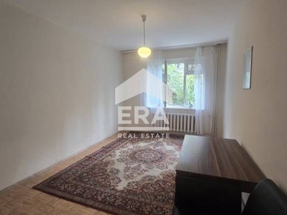 Дава се под наем Двустаен апартамент в София, Лозенец - 50 кв.м за 255 € - Снимка #1