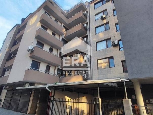 Дава се под наем Двустаен апартамент в Варна, Лятно кино Тракия - 77 кв.м за 598.23 € - Снимка #1