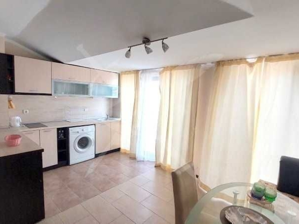 Едностаен апартамент в Несебър - 60 кв.м за 867 €/кв.м - Снимка #1