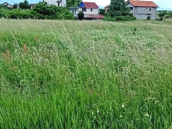 Парцел в с. Чепинци, Област София-град - 700 кв.м за 100 €/кв.м - Снимка #1