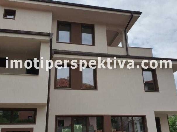 Къща в с. Марково, Област Пловдив - 164 кв.м за 1372 €/кв.м - Снимка #1