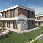 Къща в с. Звездица, Област Варна - 216 кв.м за 1135 €/кв.м - Снимка #1