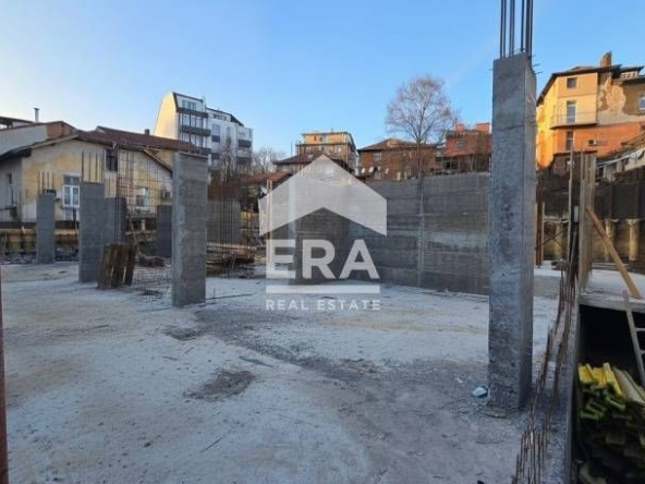 Тристаен апартамент в София, Банишора - 76 кв.м за 1287 €/кв.м - Снимка #1