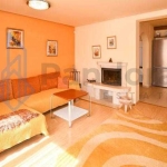 Дава се под наем Четиристаен апартамент в София, Хиподрума - 130 кв.м за 648.21 € - Снимка #1