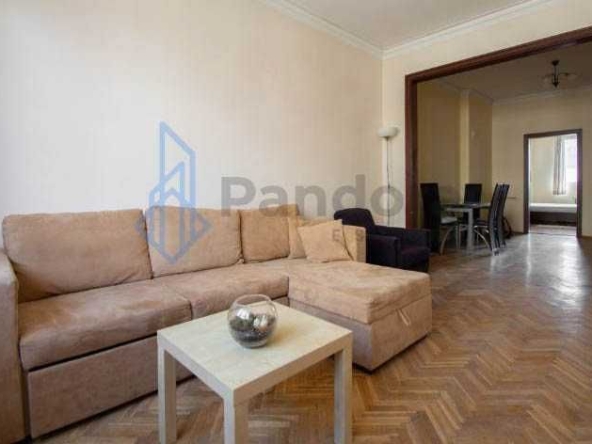 Дава се под наем Двустаен апартамент в София, Център - 80 кв.м за 508.47 € - Снимка #1