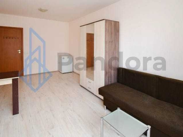 Дава се под наем Едностаен апартамент в София, Център - 31 кв.м за 380 € - Снимка #1