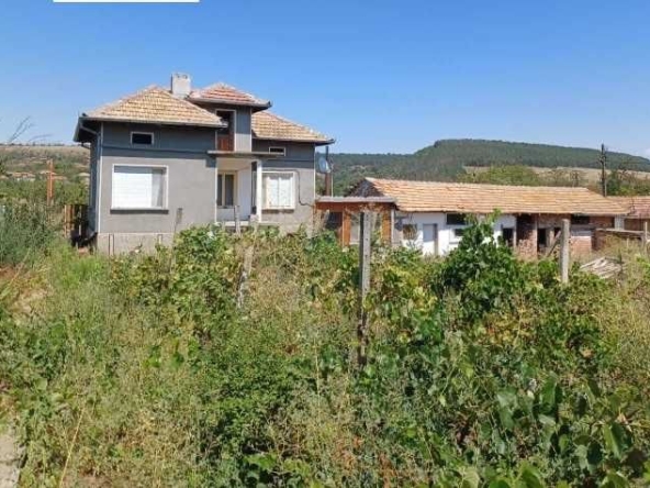 Къща в Павликени - 150 кв.м за 204 €/кв.м - Снимка #1