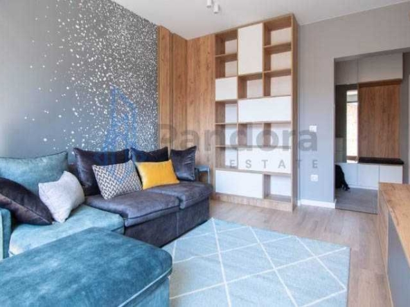 Дава се под наем Двустаен апартамент в София, Център - 60 кв.м за 550 € - Снимка #1