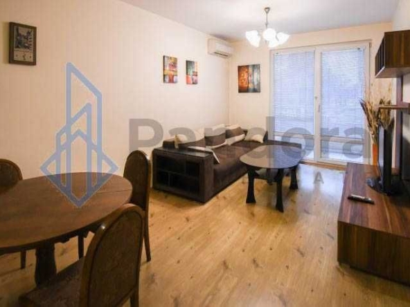 Дава се под наем Тристаен апартамент в София, Хиподрума - 96 кв.м за 500 € - Снимка #1