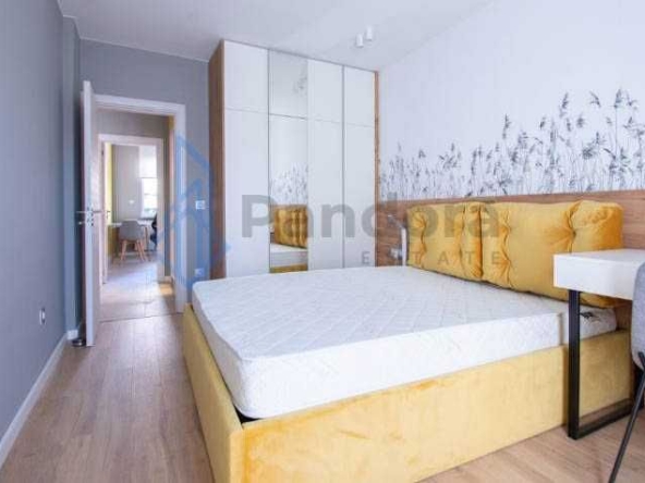 Дава се под наем Двустаен апартамент в София, Център - 60 кв.м за 597.21 € - Снимка #1