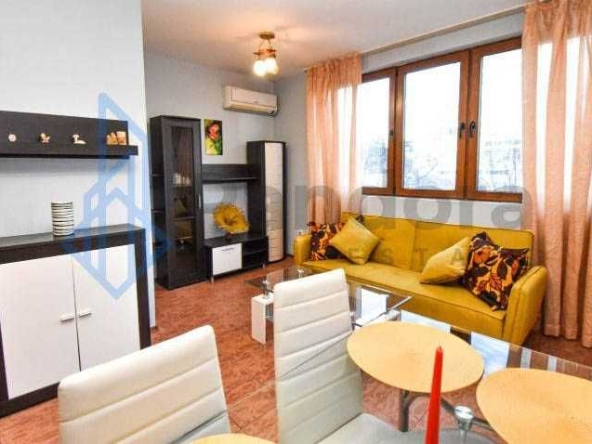 Дава се под наем Двустаен апартамент в София, Хладилника - 70 кв.м за 445 € - Снимка #1