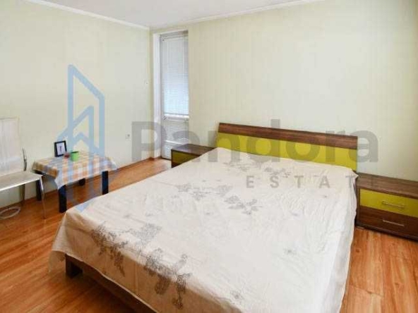 Дава се под наем Тристаен апартамент в София, Овча купел 1 - 80 кв.м за 588.03 € - Снимка #1
