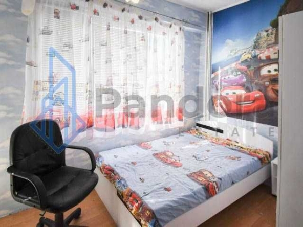 Дава се под наем Тристаен апартамент в София, Надежда 1 - 66 кв.м за 548.25 € - Снимка #1