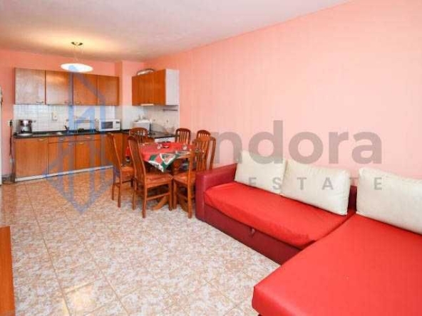 Дава се под наем Тристаен апартамент в София, Център - 94 кв.м за 523.26 € - Снимка #1