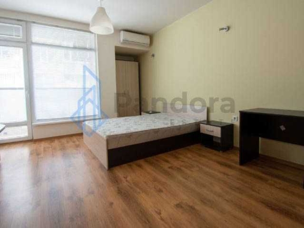 Дава се под наем Едностаен апартамент в София, Студентски град - 45 кв.м за 350 € - Снимка #1