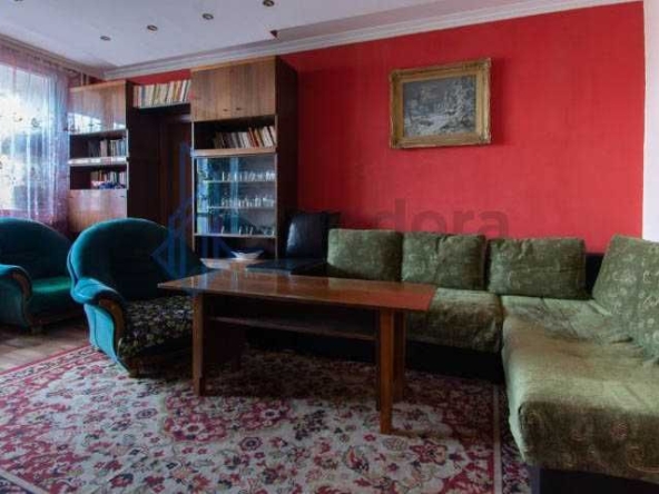 Дава се под наем Тристаен апартамент в София, Витоша - 91 кв.м за 510 € - Снимка #1