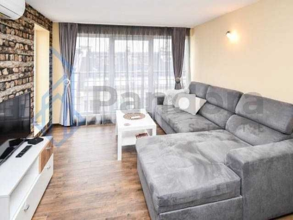 Дава се под наем Двустаен апартамент в София, Център - 60 кв.м за 550 € - Снимка #1