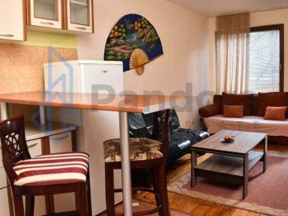 Дава се под наем Двустаен апартамент в София, Център - 65 кв.м за 465 € - Снимка #1