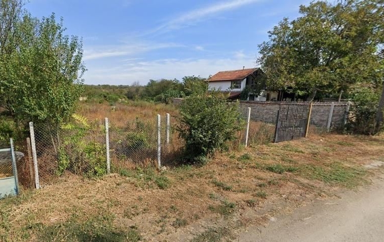 Парцел в София, Градина - 650 кв.м за 32 €/кв.м - Снимка #1