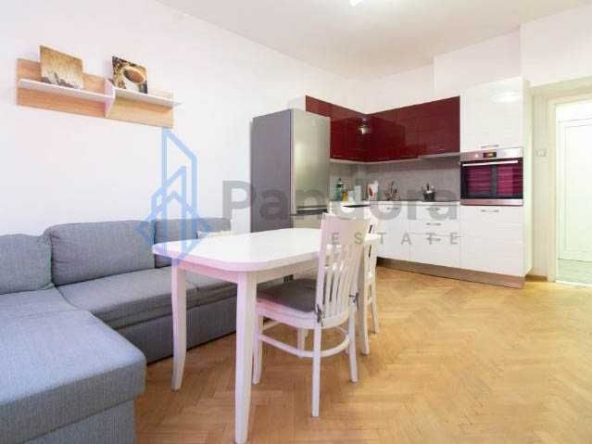 Дава се под наем Тристаен апартамент в София, Сухата река - 82 кв.м за 548.25 € - Снимка #1