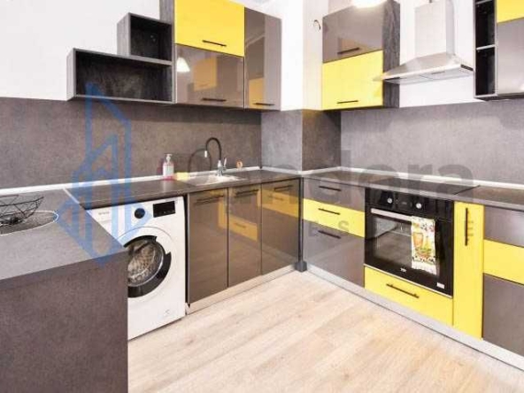 Дава се под наем Двустаен апартамент в София, Банишора - 85 кв.м за 498.27 € - Снимка #1