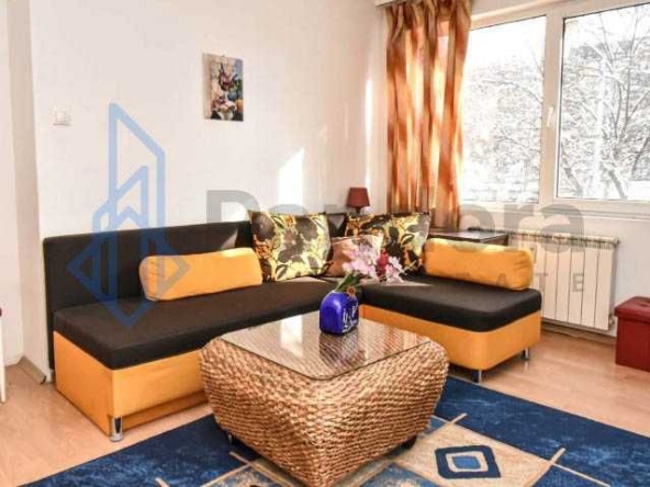 Дава се под наем Двустаен апартамент в София, Лозенец - 65 кв.м за 518.67 € - Снимка #1