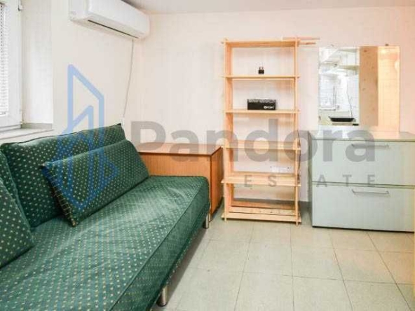 Дава се под наем Едностаен апартамент в София, Лозенец - 36 кв.м за 438.6 € - Снимка #1