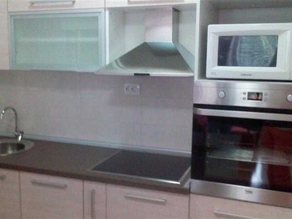 Дава се под наем Двустаен апартамент в Бургас, Братя Миладинови - 54 кв.м за 204 € - Снимка #1