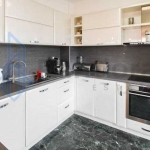 Дава се под наем Двустаен апартамент в София, Гоце Делчев - 105 кв.м за 599 € - Снимка #1