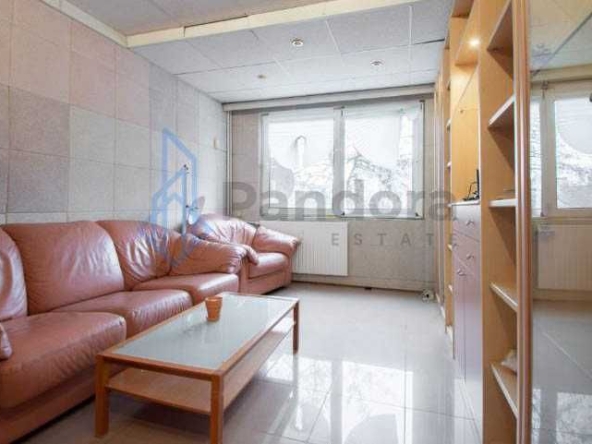 Дава се под наем Двустаен апартамент в София, Лозенец - 75 кв.м за 450 € - Снимка #1