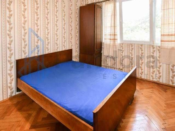 Дава се под наем Двустаен апартамент в София, Толстой - 64 кв.м за 385 € - Снимка #1