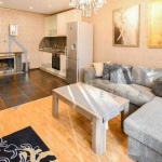 Дава се под наем Тристаен апартамент в София, Лозенец - 76 кв.м за 847.62 € - Снимка #1