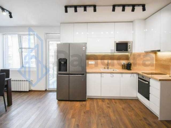 Дава се под наем Тристаен апартамент в София, Кръстова вада - 95 кв.м за 850 € - Снимка #1