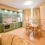 Дава се под наем Двустаен апартамент в София, Лозенец - 90 кв.м за 550 € - Снимка #1