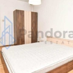 Дава се под наем Тристаен апартамент в София, Център - 84 кв.м за 550 € - Снимка #1