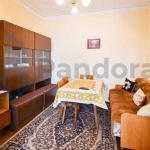 Дава се под наем Тристаен апартамент в София, Център - 86 кв.м за 523.26 € - Снимка #1