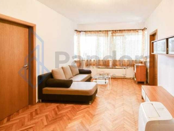 Дава се под наем Тристаен апартамент в София, Лозенец - 80 кв.м за 568.14 € - Снимка #1